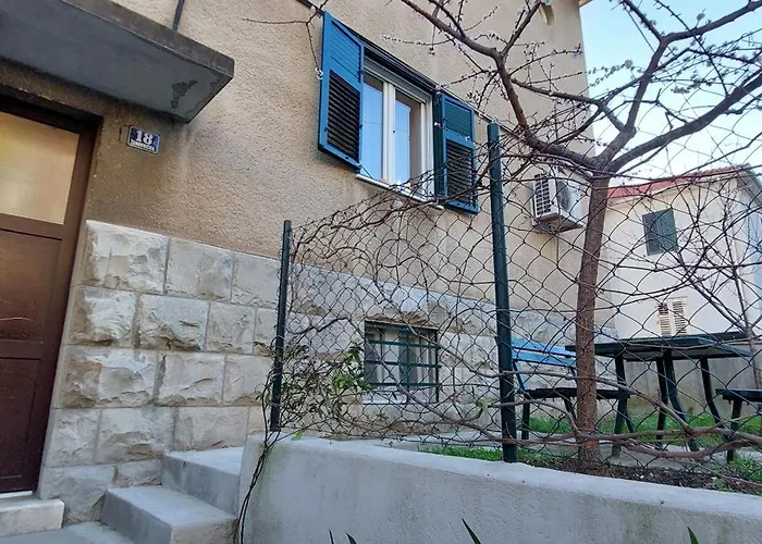 Sea Apartman *